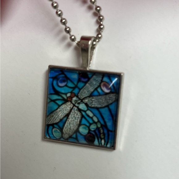 23” ball chain w/ 1” square pendant of blue colored dragonfly.  Clear front. NIP - Picture 2 of 6